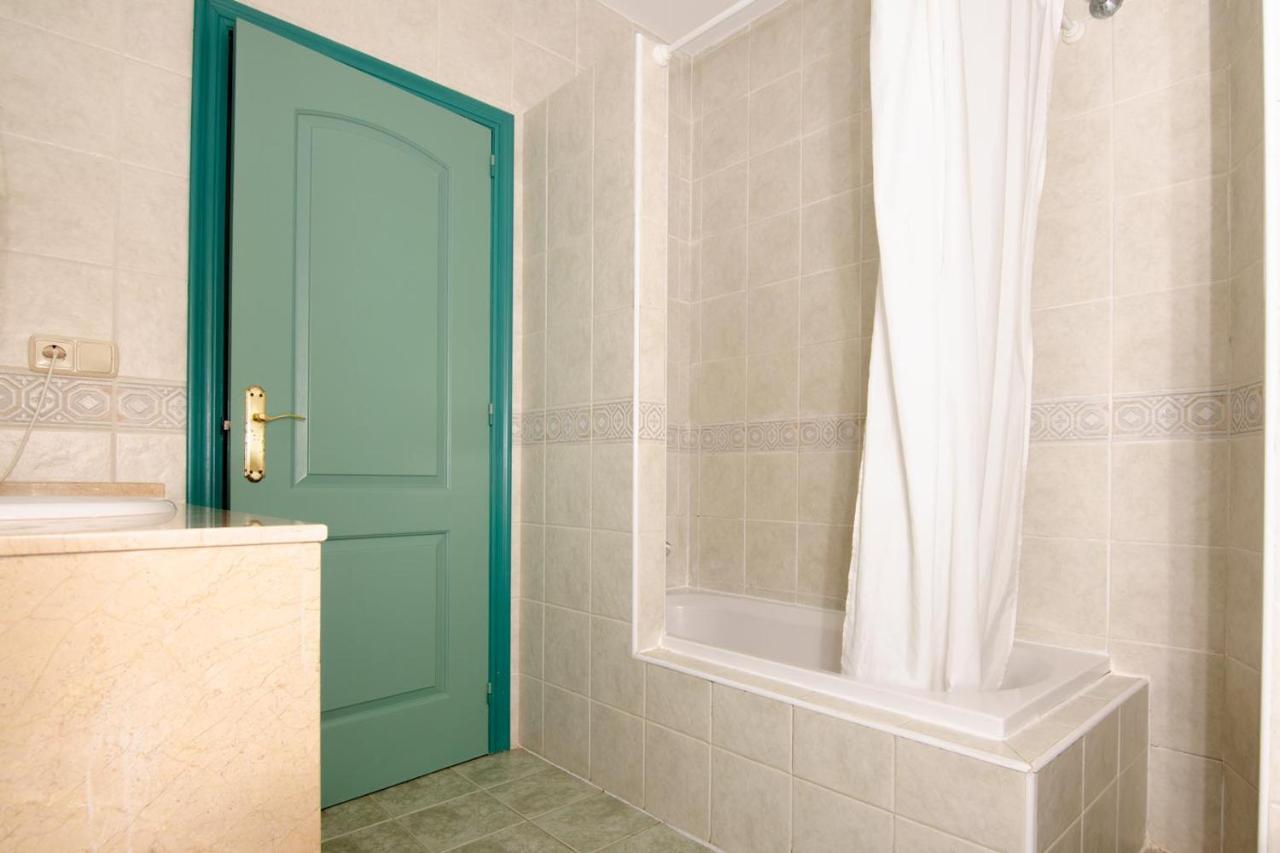 Hostal Manolo Garrucha Ngoại thất bức ảnh