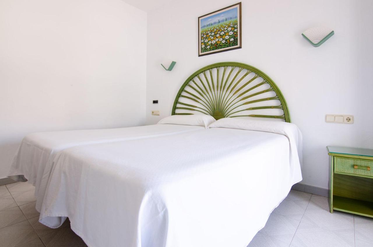 Hostal Manolo Garrucha Ngoại thất bức ảnh