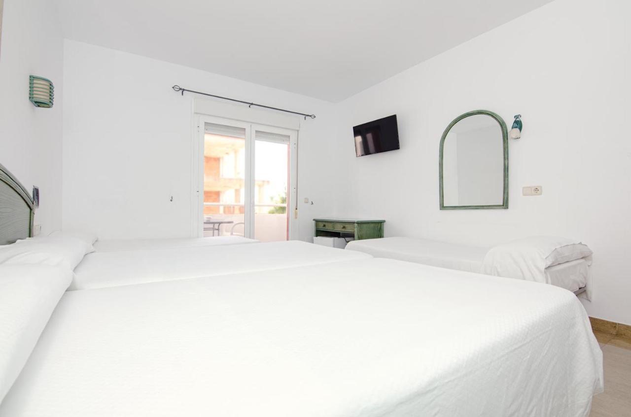 Hostal Manolo Garrucha Ngoại thất bức ảnh
