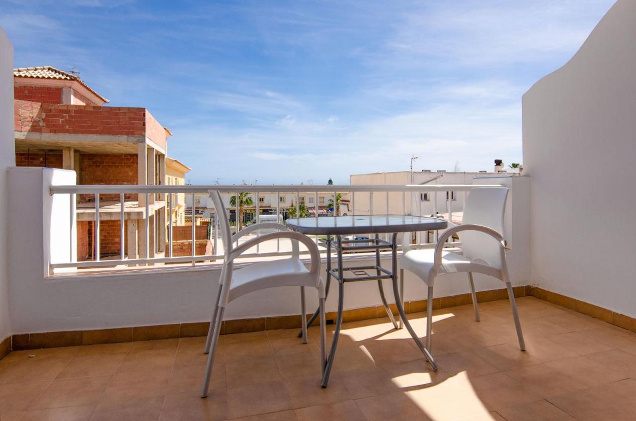Hostal Manolo Garrucha Ngoại thất bức ảnh