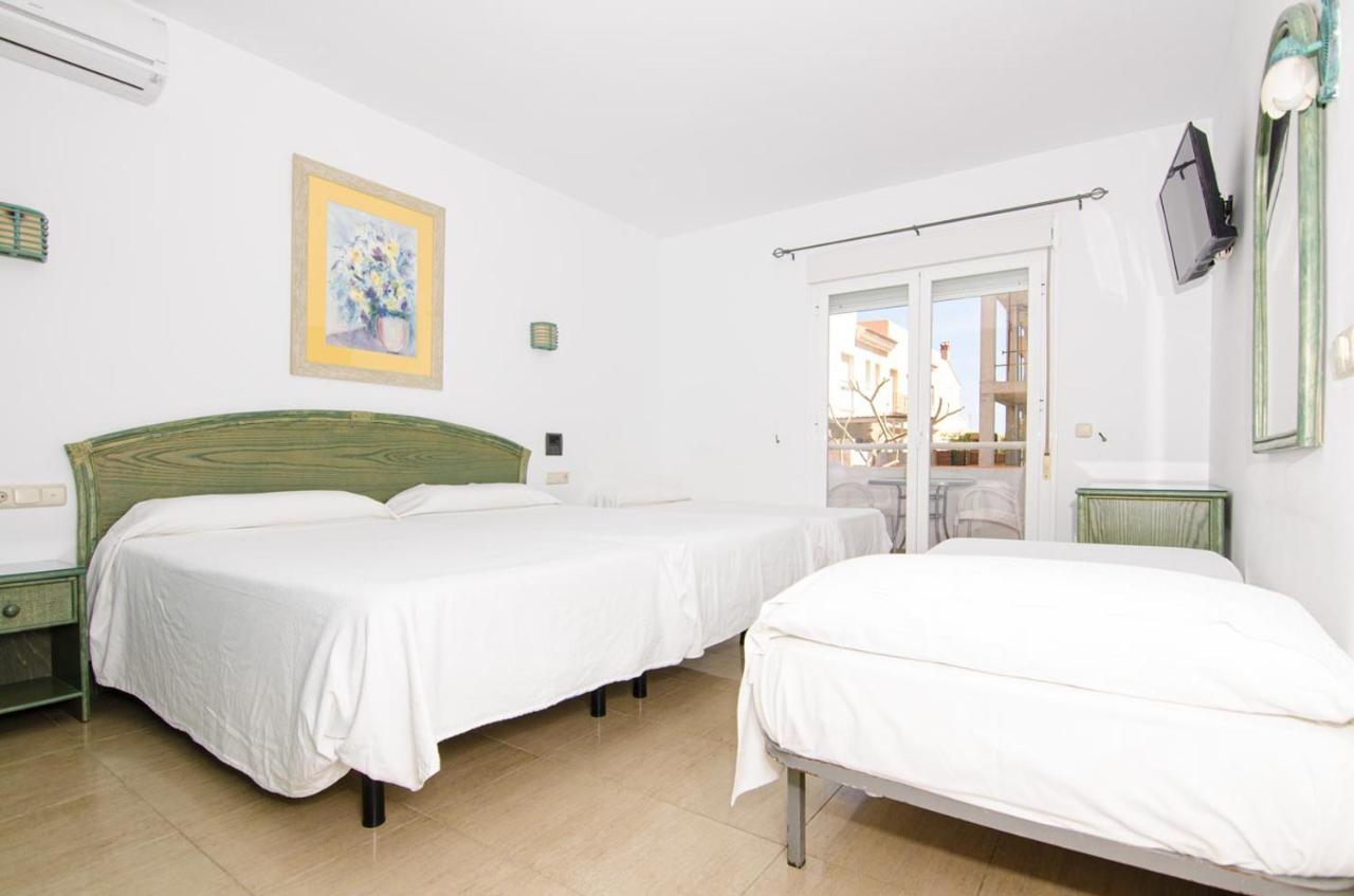 Hostal Manolo Garrucha Ngoại thất bức ảnh