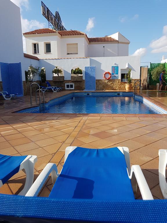 Hostal Manolo Garrucha Ngoại thất bức ảnh