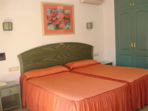 Hostal Manolo Garrucha Ngoại thất bức ảnh